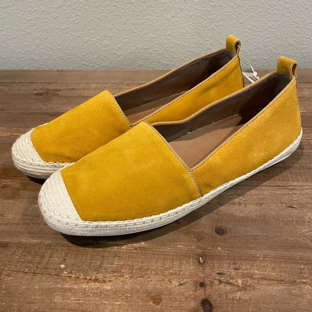 AQUA COLLEGE Blink Water Resistant Espadrille Slip On Loafers Mustard - Size 9.5